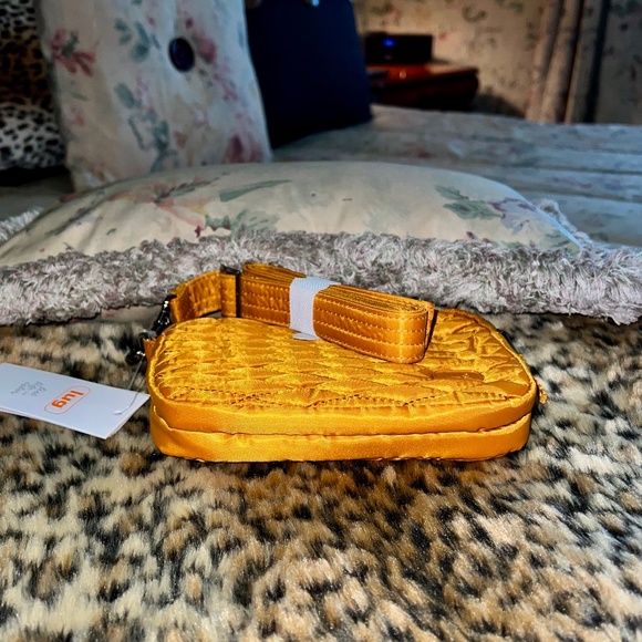 Lug Coupe Crossbody Bag NWT'S Amber Yellow - Picture 11 of 11